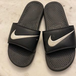 Mens Swoosh Slides